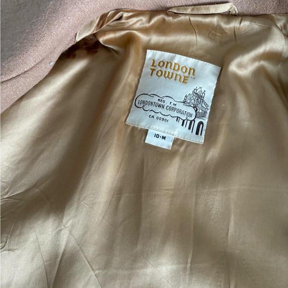 Vintage Wool tan coat - Picture 7 of 14